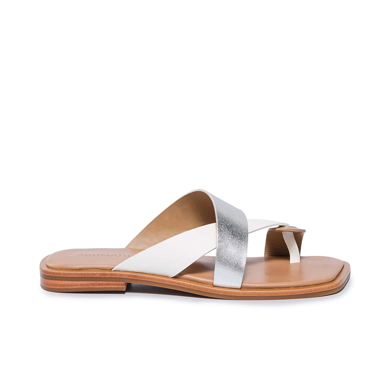 Sandalias Deslizantes Bernardo Amelia Cross Strap Mujer Plateadas Blancas | ATK4268KX