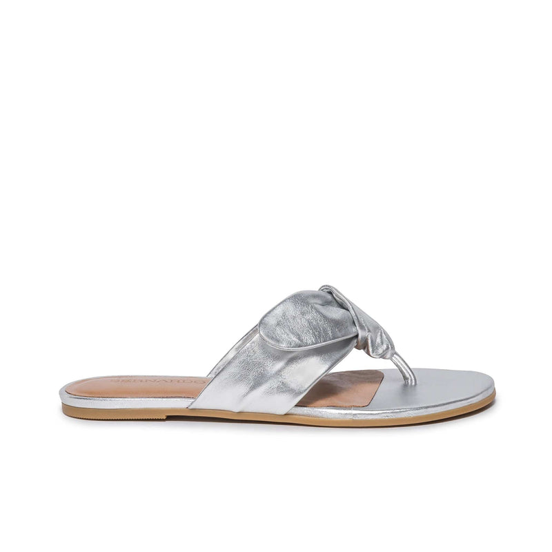 Sandalias Deslizantes Bernardo Harmony Thong Mujer Plateadas | EZI8148RJ