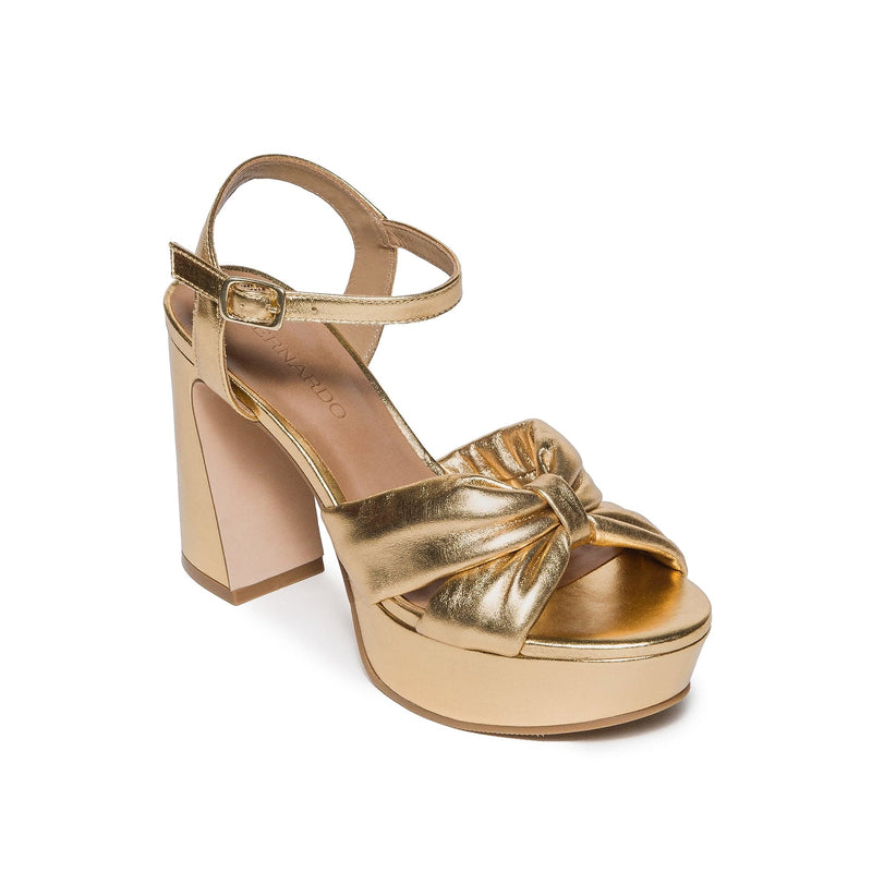 Sandalias Plataforma Bernardo Veronika Mujer Doradas | KZS224HB